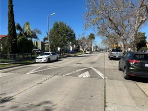 8725 S Denker, Los Angeles CA 90047