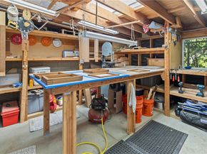 2455 Glencoe Avenue, Venice CA 90291
