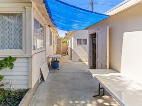 2455 Glencoe Avenue, Venice CA 90291
