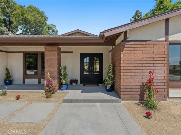 3310 N Mills Avenue, Claremont CA 91711