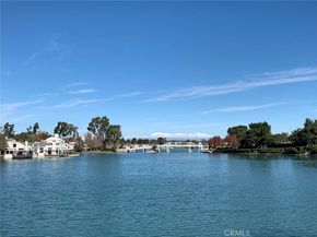 49 Thicket 36, Irvine CA 92614