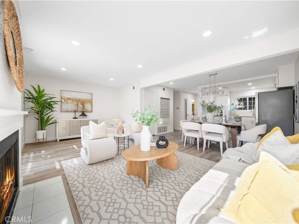 49 Thicket 36, Irvine CA 92614