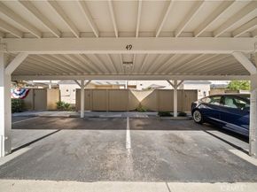 49 Thicket 36, Irvine CA 92614