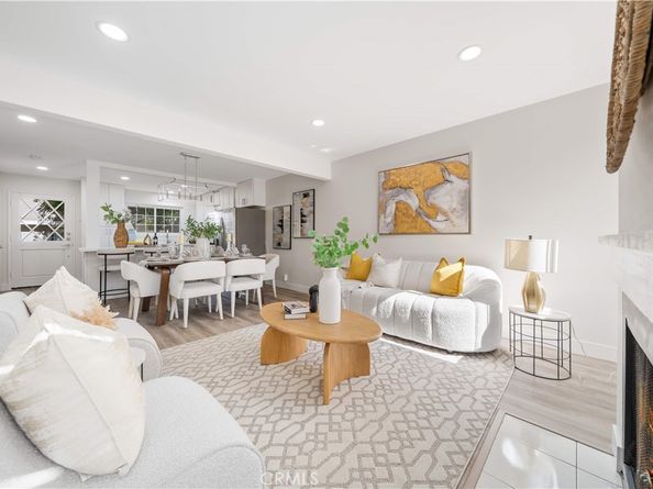 49 Thicket 36, Irvine CA 92614