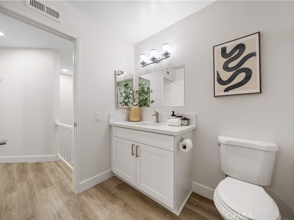 49 Thicket 36, Irvine CA 92614