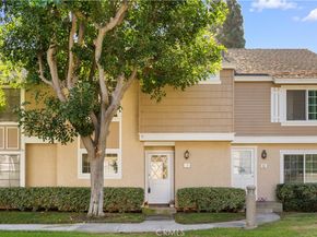 49 Thicket 36, Irvine CA 92614