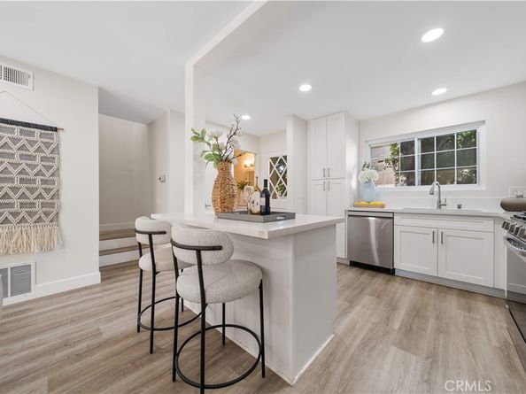 49 Thicket 36, Irvine CA 92614