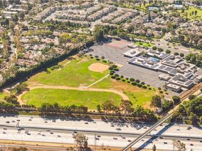 49 Thicket 36, Irvine CA 92614