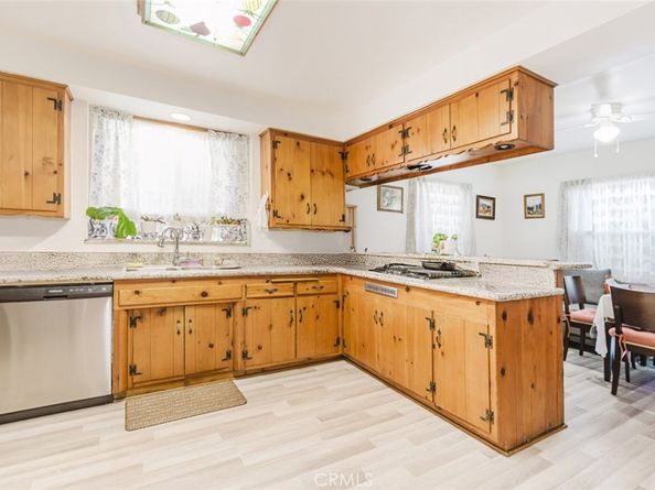 15439 Hart Street, Van Nuys CA 91406