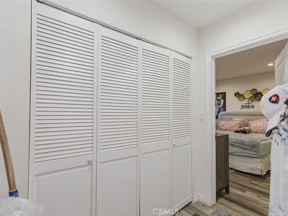 15439 Hart Street, Van Nuys CA 91406