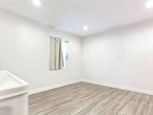 15439 Hart Street, Van Nuys CA 91406