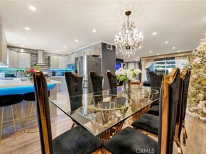 7764 Via Capri, Burbank CA 91504