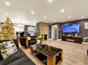 7764 Via Capri, Burbank CA 91504