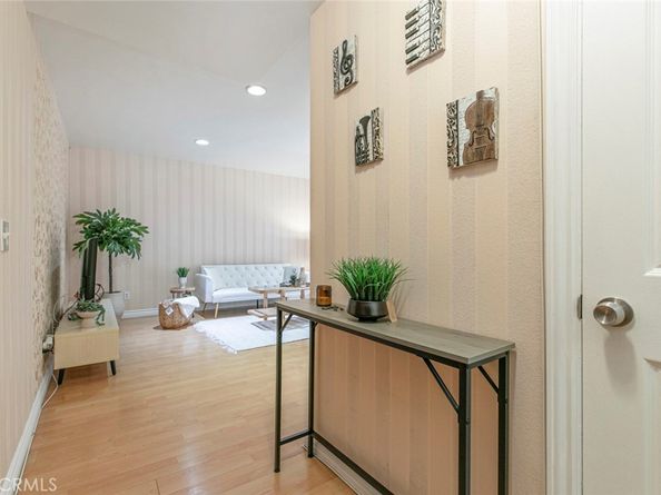 605 N Louise Street 106, Glendale CA 91206