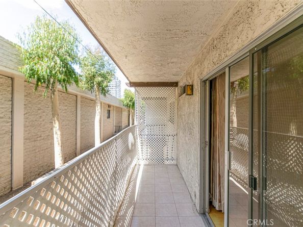 605 N Louise Street 106, Glendale CA 91206