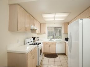 510 N Shelton Street 2, Burbank CA 91506