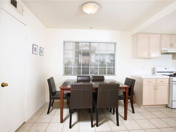 510 N Shelton Street 2, Burbank CA 91506