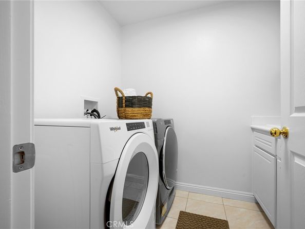 27 Silver Forest Court, Azusa CA 91702