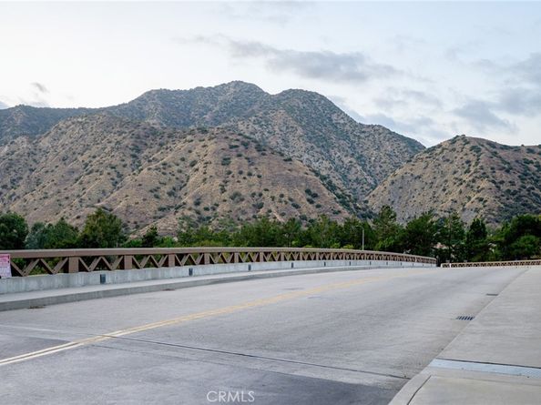 27 Silver Forest Court, Azusa CA 91702