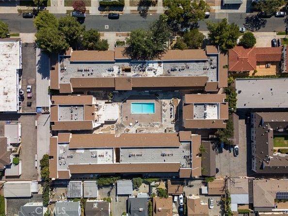 121 Sinclair Avenue 207, Glendale CA 91206