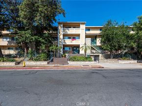 121 Sinclair Avenue 207, Glendale CA 91206