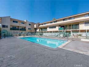 121 Sinclair Avenue 207, Glendale CA 91206