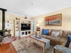 4328 Sunset Avenue, Montrose CA 91020