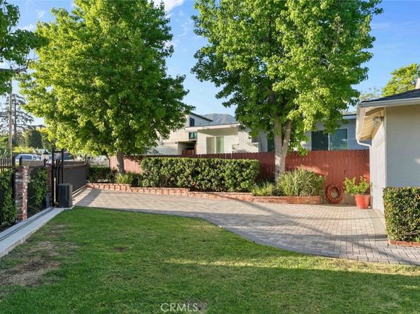 4328 Sunset Avenue, Montrose CA 91020