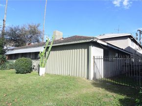 6708 Whitsett Avenue, North Hollywood CA 91606