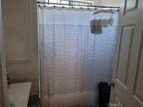 4528 Arlington Avenue, Los Angeles CA 90043