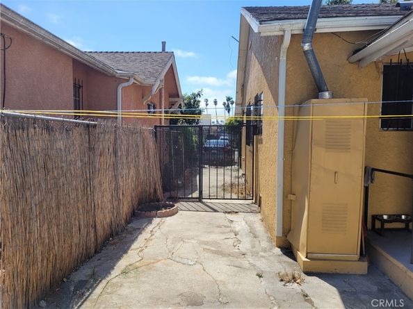 4528 Arlington Avenue, Los Angeles CA 90043