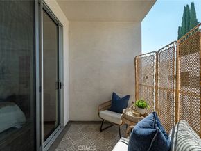 817 N Alfred Street 205, Los Angeles CA 90069