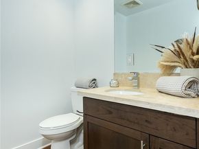 817 N Alfred Street 205, Los Angeles CA 90069