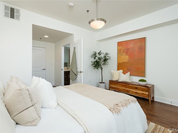 817 N Alfred Street 205, Los Angeles CA 90069