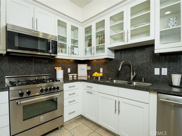 817 N Alfred Street 205, Los Angeles CA 90069