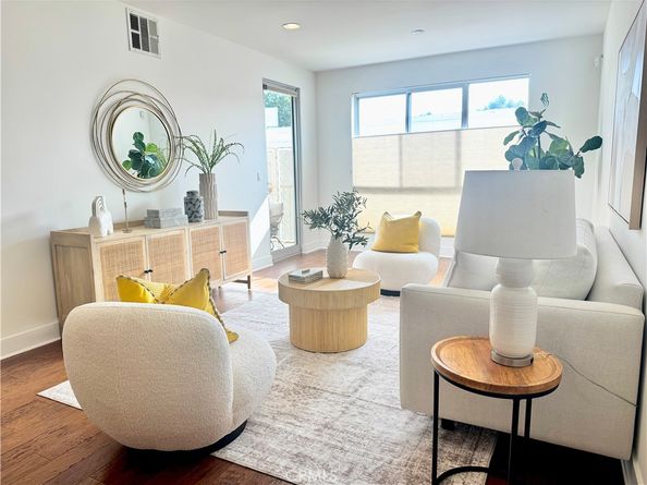 817 N Alfred Street 205, Los Angeles CA 90069