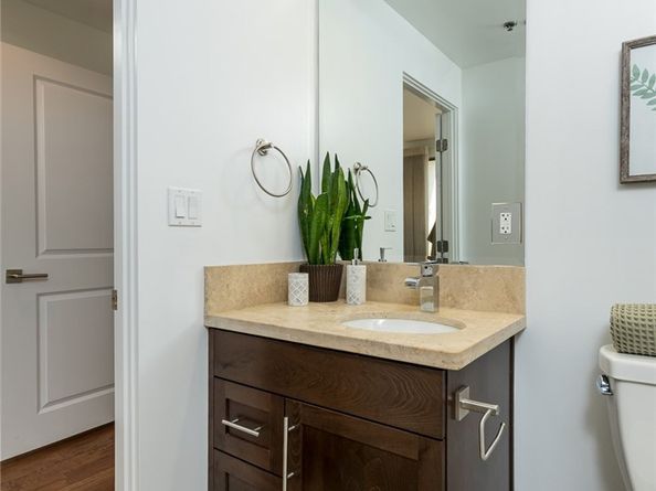 817 N Alfred Street 205, Los Angeles CA 90069