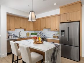 826 Sunset B, Arcadia CA 91007