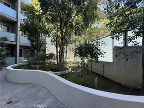 160 S Hudson 105, Pasadena CA 91101