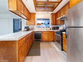 11734 Lower Azusa, El Monte CA 91732