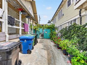 1131 Echo Park Ave, Echo Park CA 90026