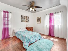 9027 Menlo, Los Angeles CA 90044