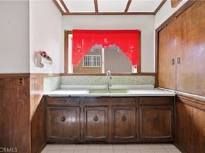 1720 Orchard, Los Angeles CA 90006