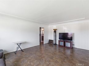 10019 Rosecrans, Bellflower CA 90706