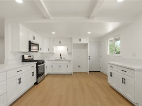 384 W 7th, Upland CA 91786