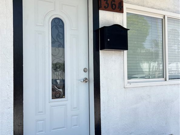 1364 E 20th Street, Los Angeles CA 90011
