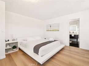 835 Sunset Avenue, Venice CA 90291