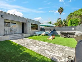 835 Sunset Avenue, Venice CA 90291