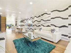 835 Sunset Avenue, Venice CA 90291