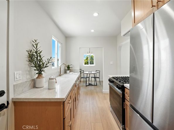 1543 79TH St., Los Angeles CA 90047
